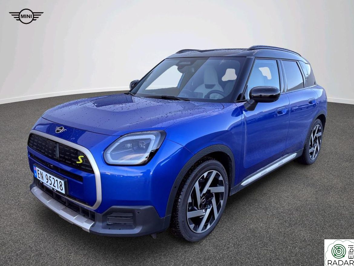 MINI Countryman SE ALL4 SE All4 Favoured Trim Package XL