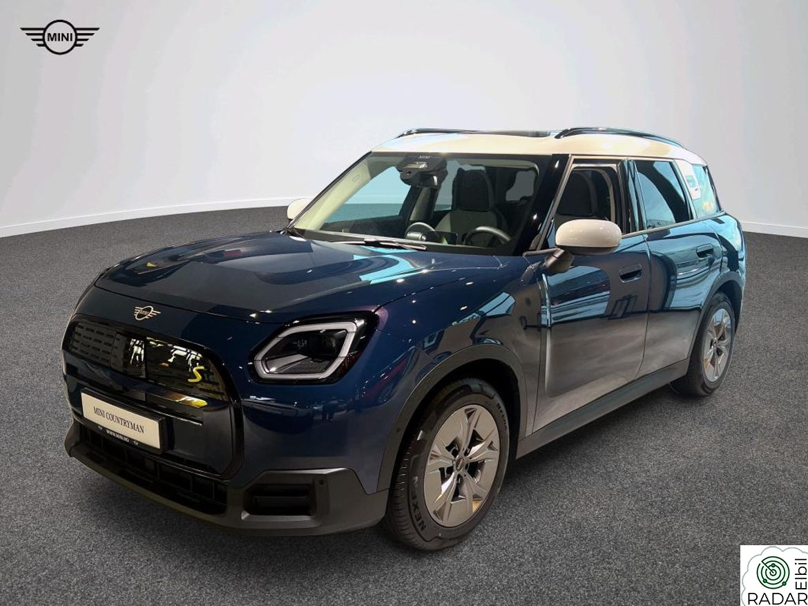 MINI Countryman SE ALL4 SE ALL4 Classic Trim Package M+