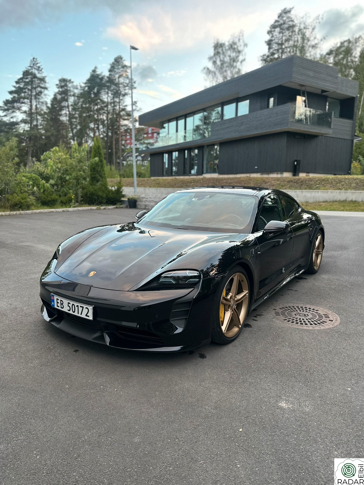 PORSCHE Taycan Turbo Turbo