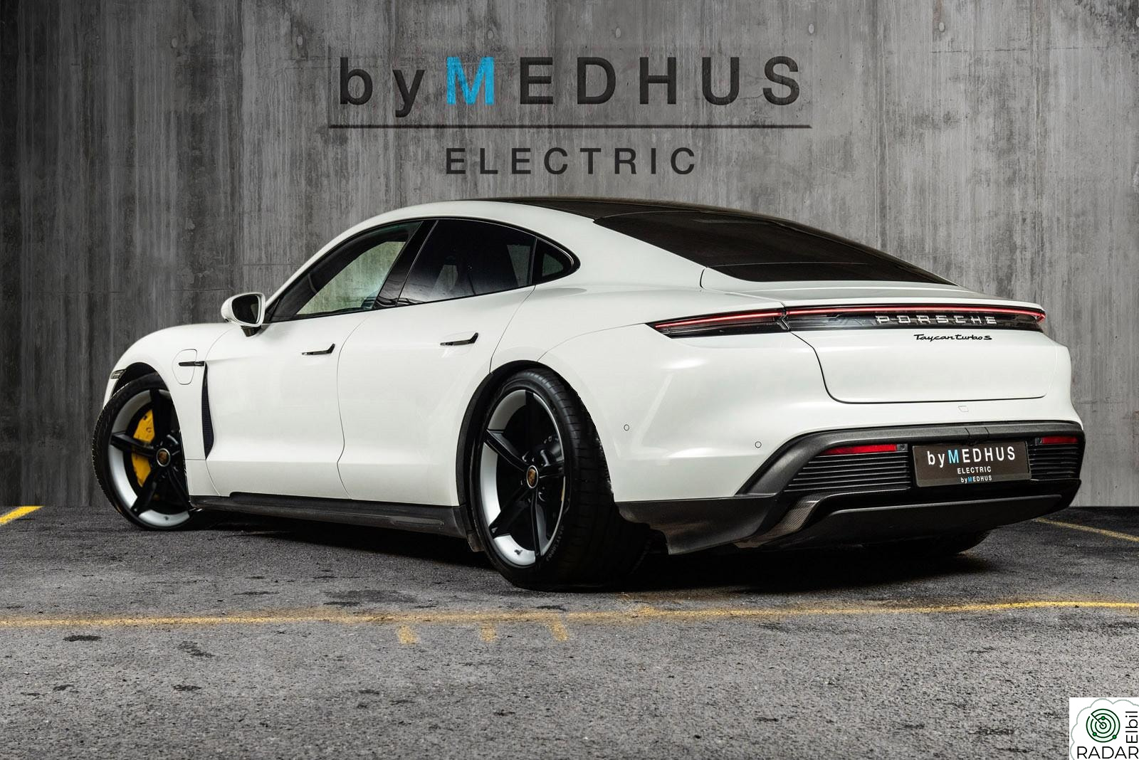PORSCHE Taycan Turbo S Turbo S 761HK