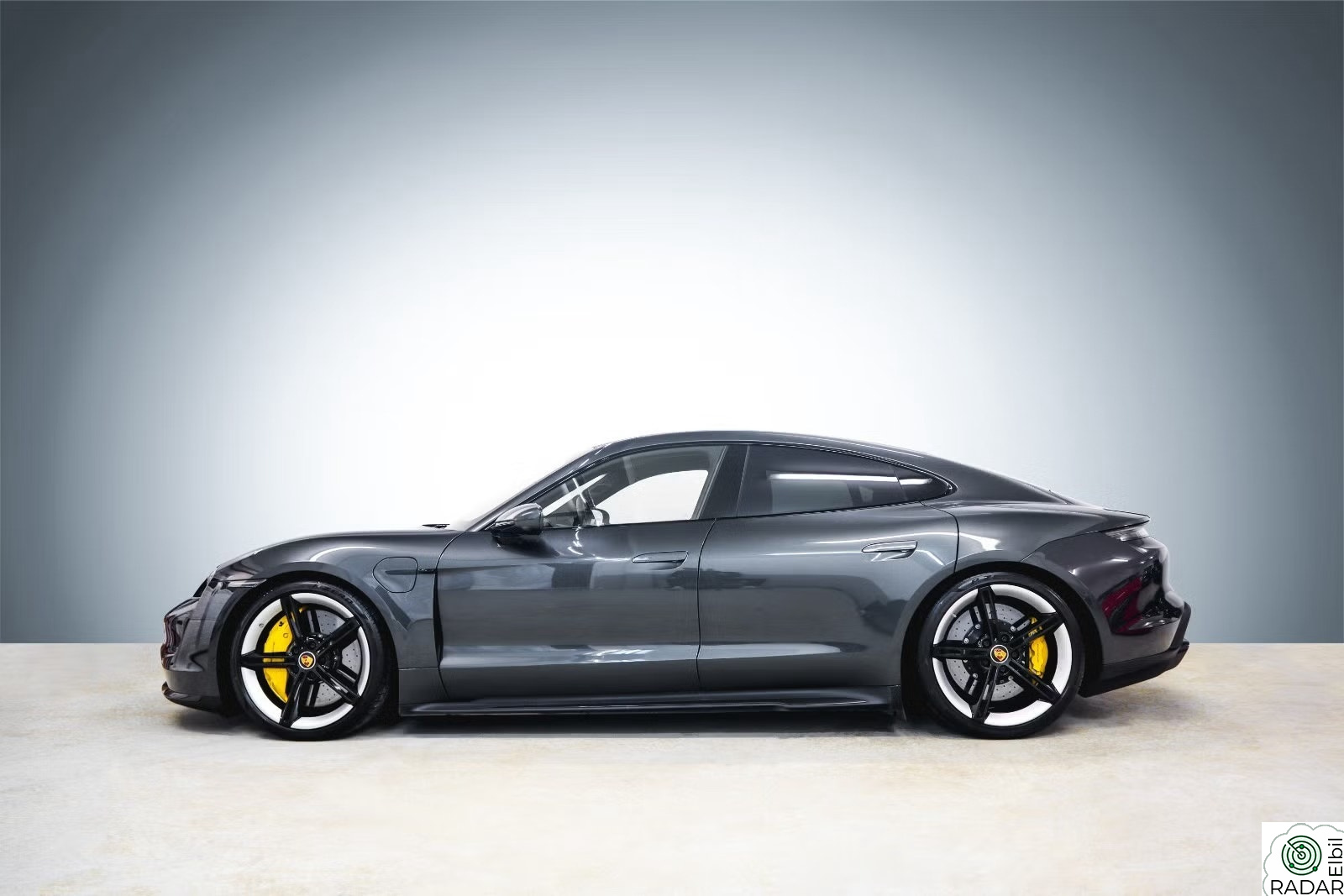 PORSCHE Taycan Turbo S Turbo S 761HK Burmester, NightVision, InnoDrive, HUD++