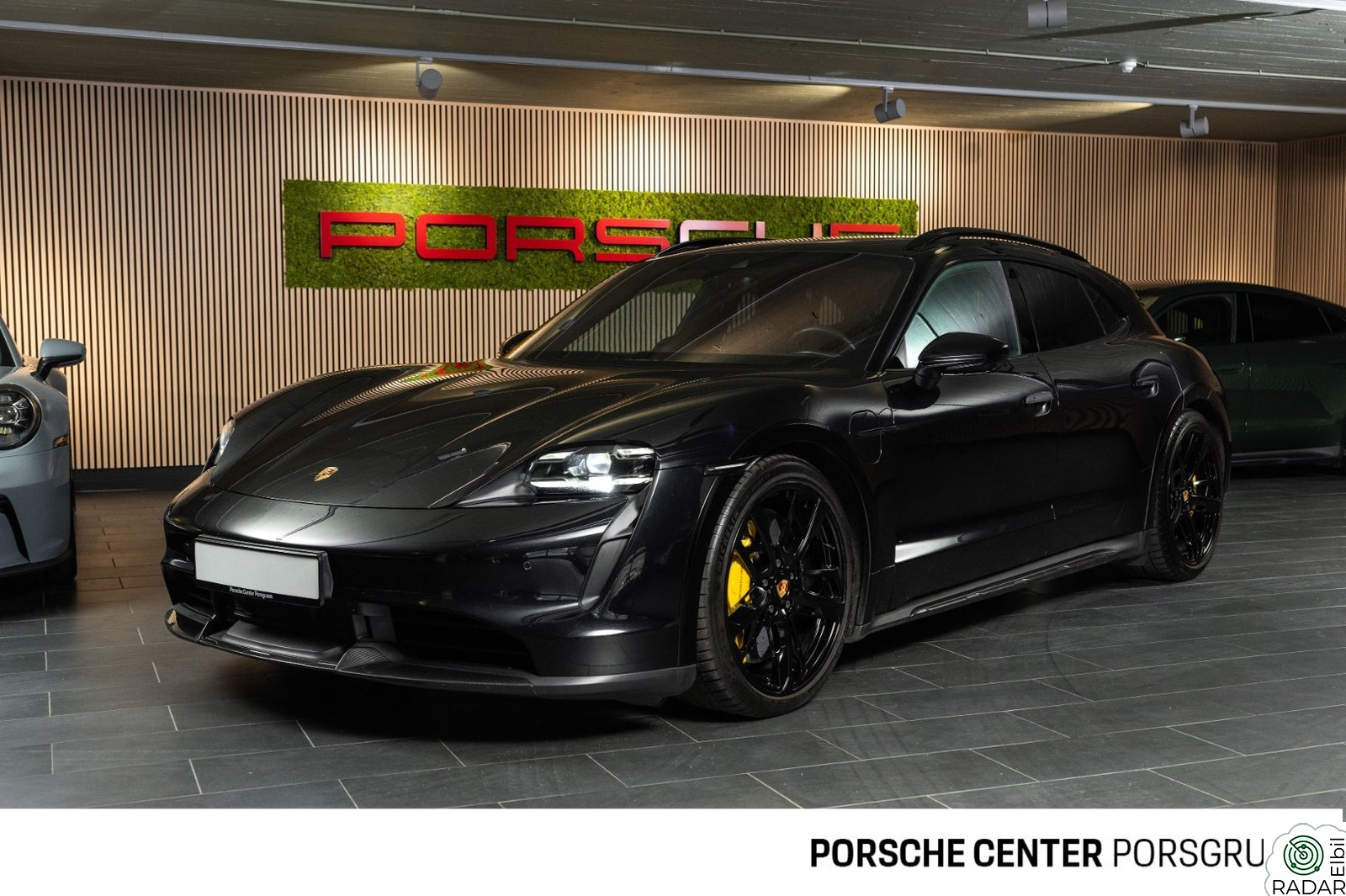 PORSCHE Taycan Turbo S Turbo S Pano/21"/Passaskjerskjerm/Night-view/BOSE/ACC