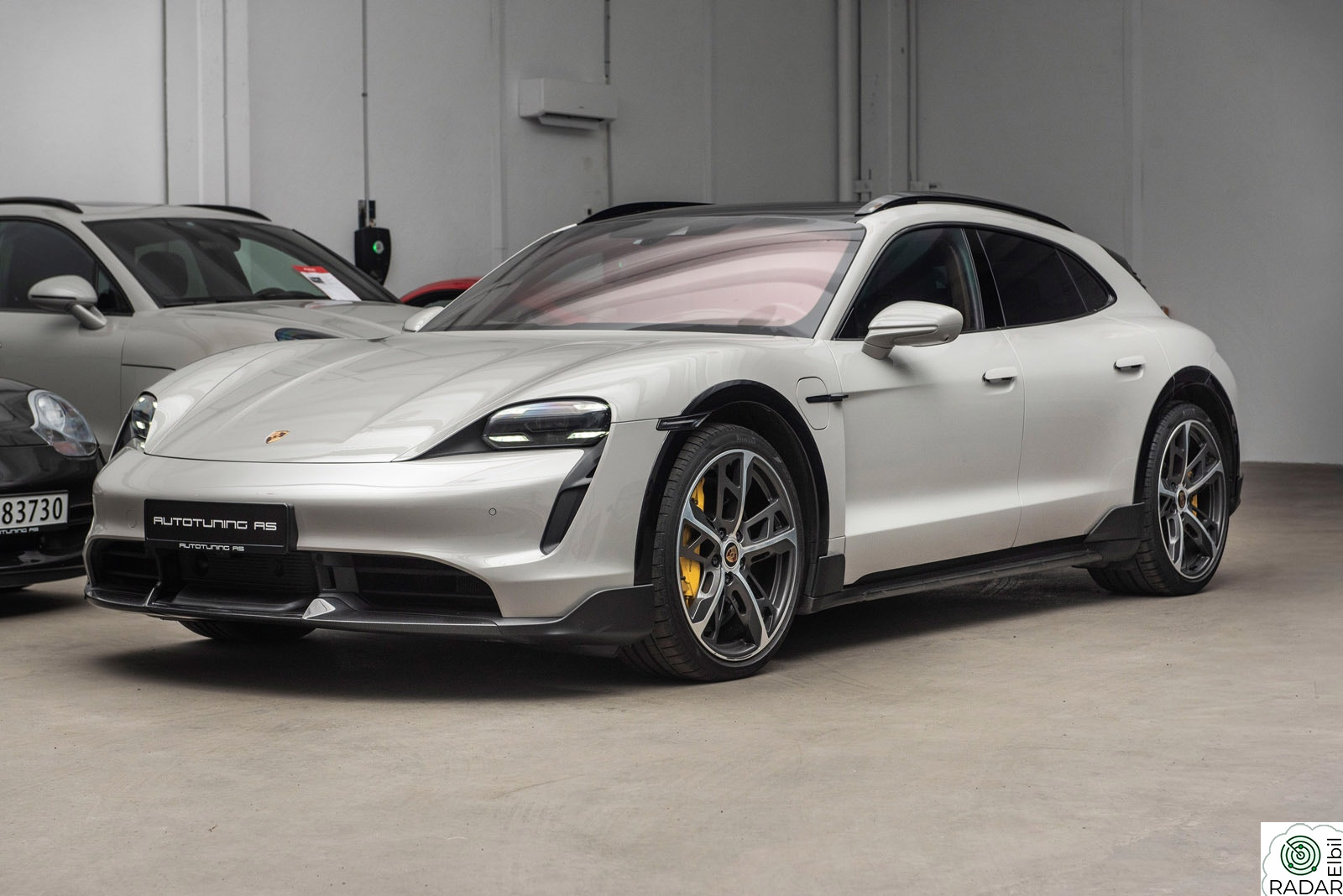 PORSCHE Taycan Turbo S Turbo S. 761Hk/Burmester/Adaptiv/18-Veis/Matrix/Head-Up