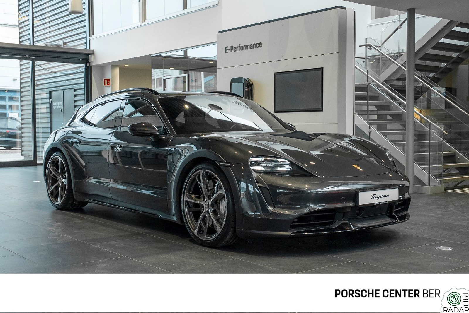 PORSCHE Taycan Turbo Turbo Cross Turismo/Rear Axle Steering/Head-Up Display/
