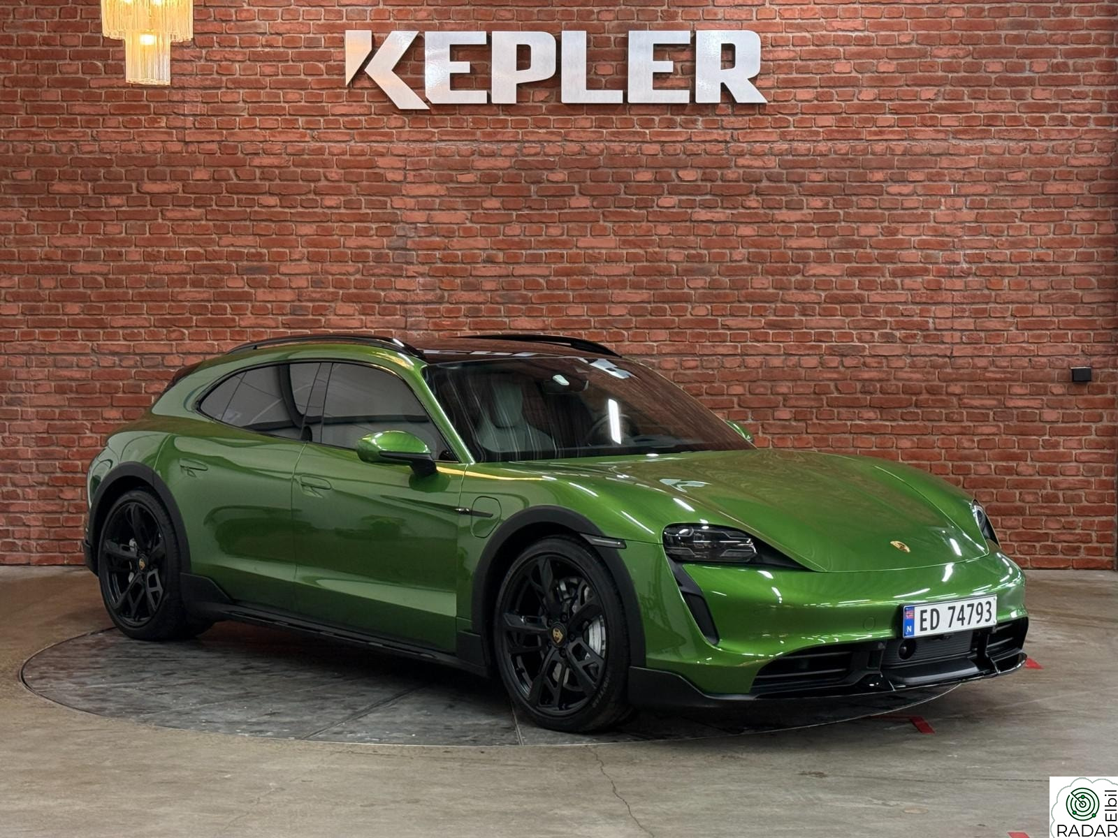 PORSCHE Taycan Turbo Turbo, 680hk, 18-v, ACC, PSCB, Bose, Matrix, Offroad++