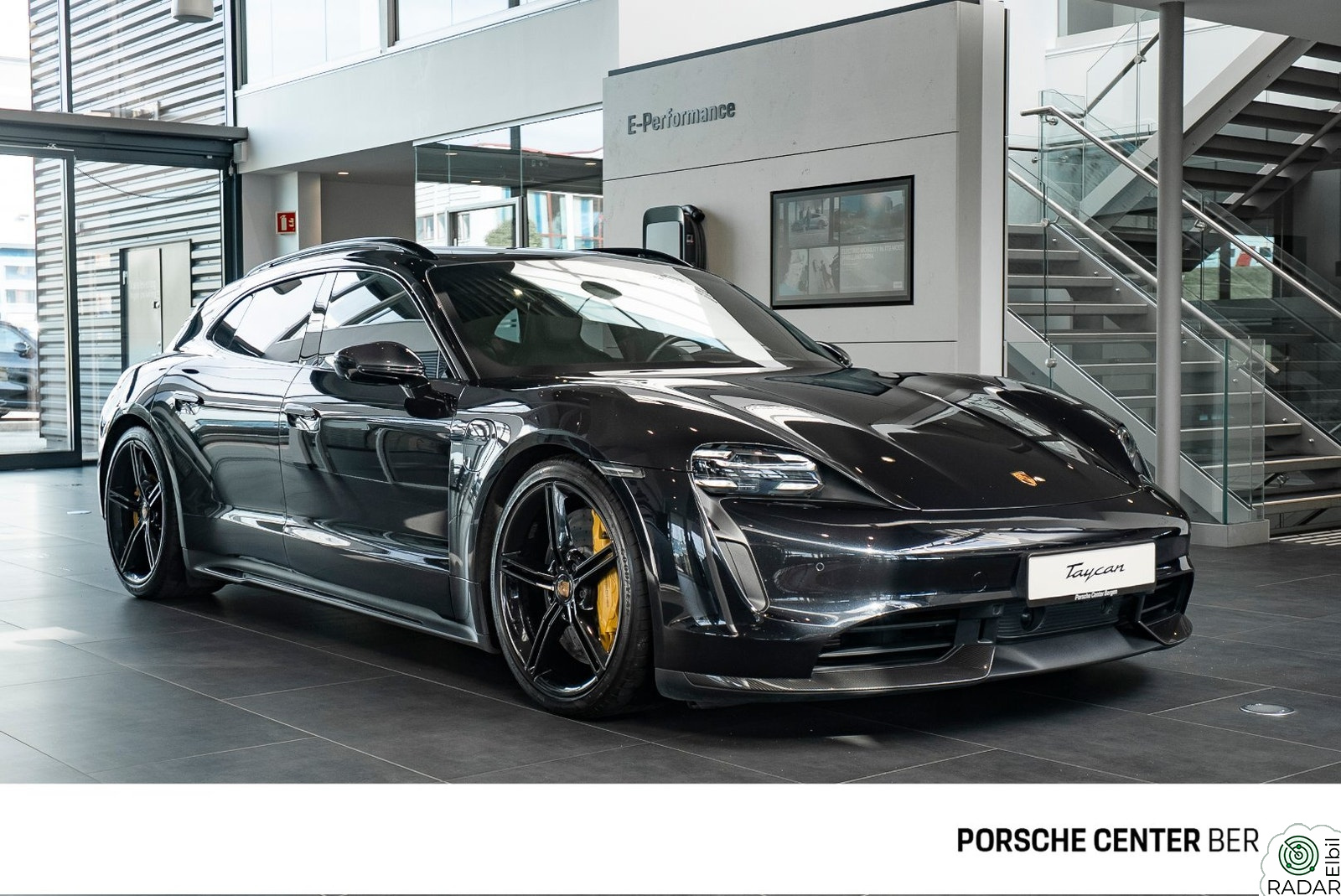 PORSCHE Taycan Turbo S Turbo S Sport Turismo/Burmester®/Night View/4-Zone