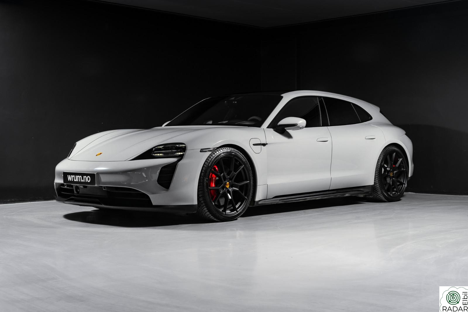 PORSCHE Taycan GTS GTS/Rear.Ax.St/PTV Plus/21"S/20"V/HUD/18-Veis/Race-Tex