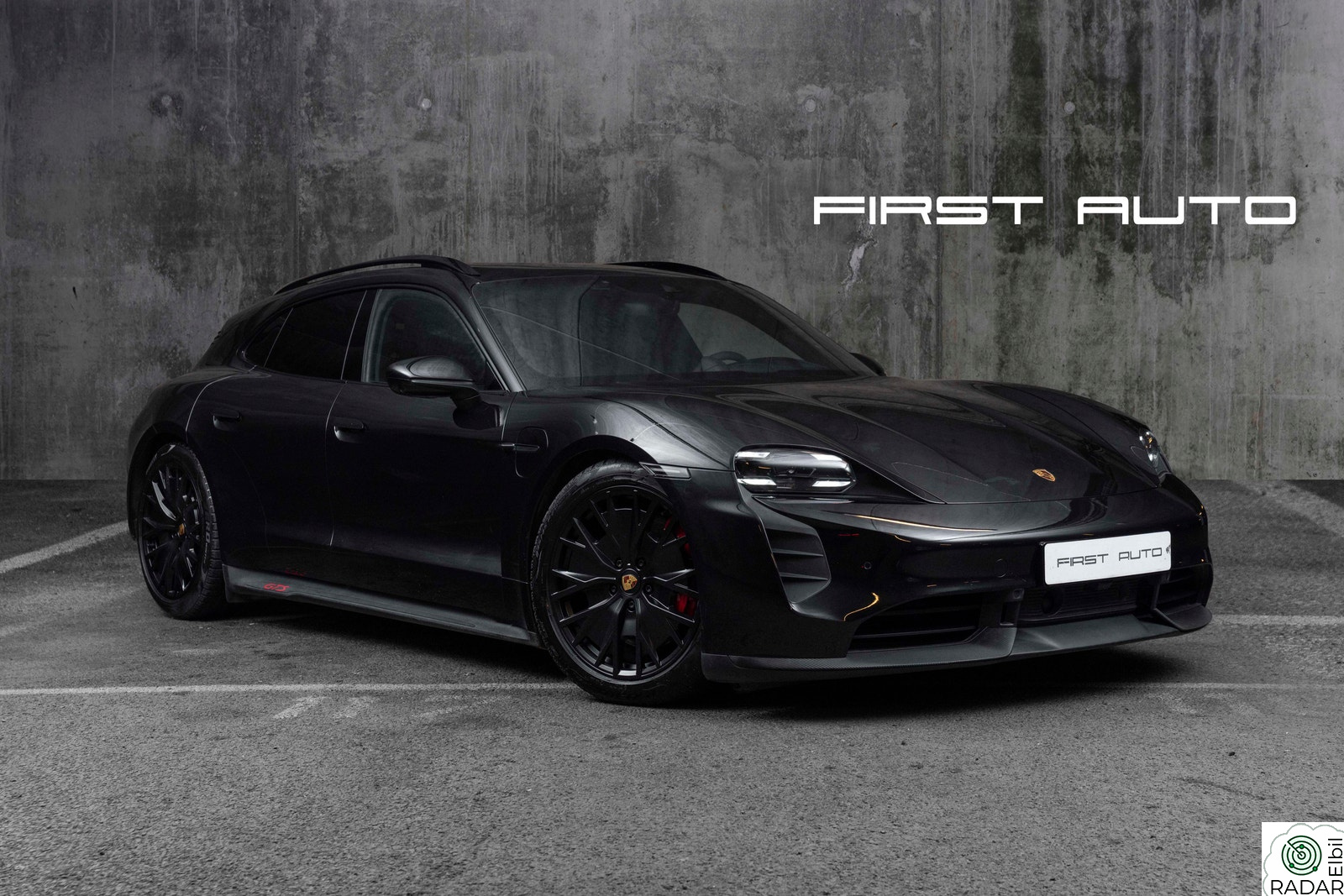 PORSCHE Taycan GTS GTS REARAXL BURMESTER 360 KARBON 21`RS INNBYTTE