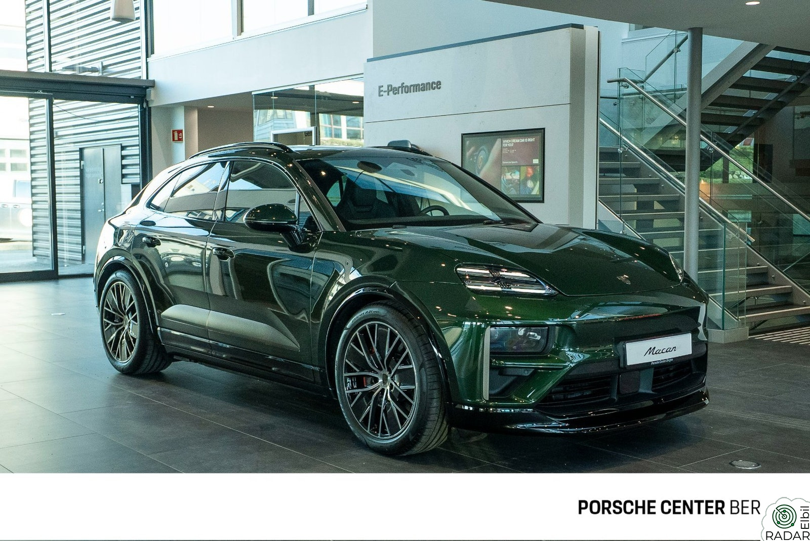 PORSCHE Macan Turbo Turbo/Sport Chrono/Seat Ventilation/Led-matrix