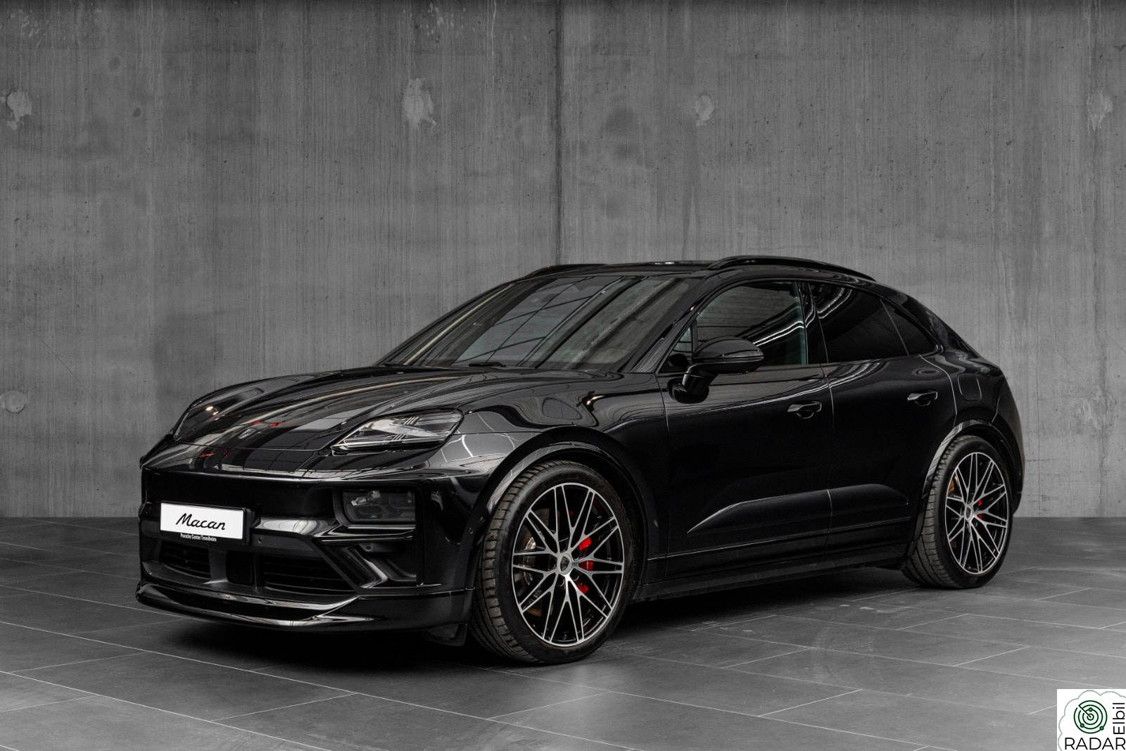 PORSCHE Macan Turbo TURBO Bose, Rear-ax, krok, 22", HUD++