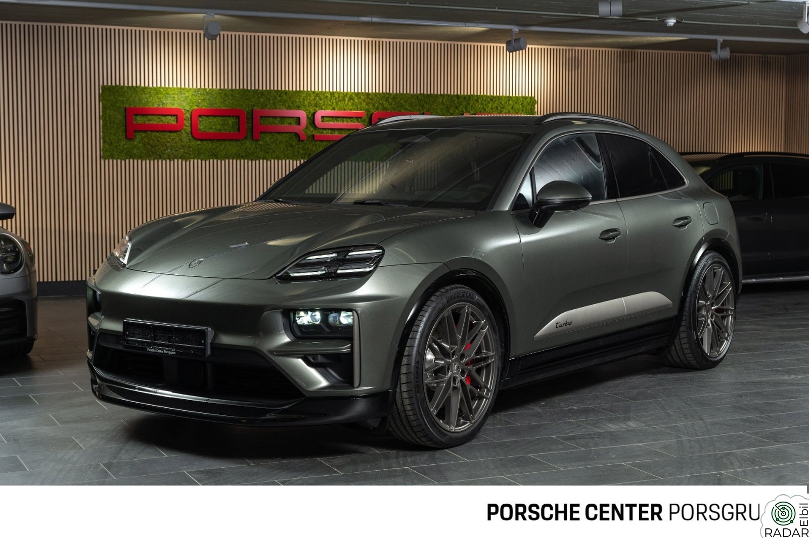 PORSCHE Macan Turbo Turbo Bakaksel/Krok/Pano/Burmeister/HUD/Sport-chrono/++