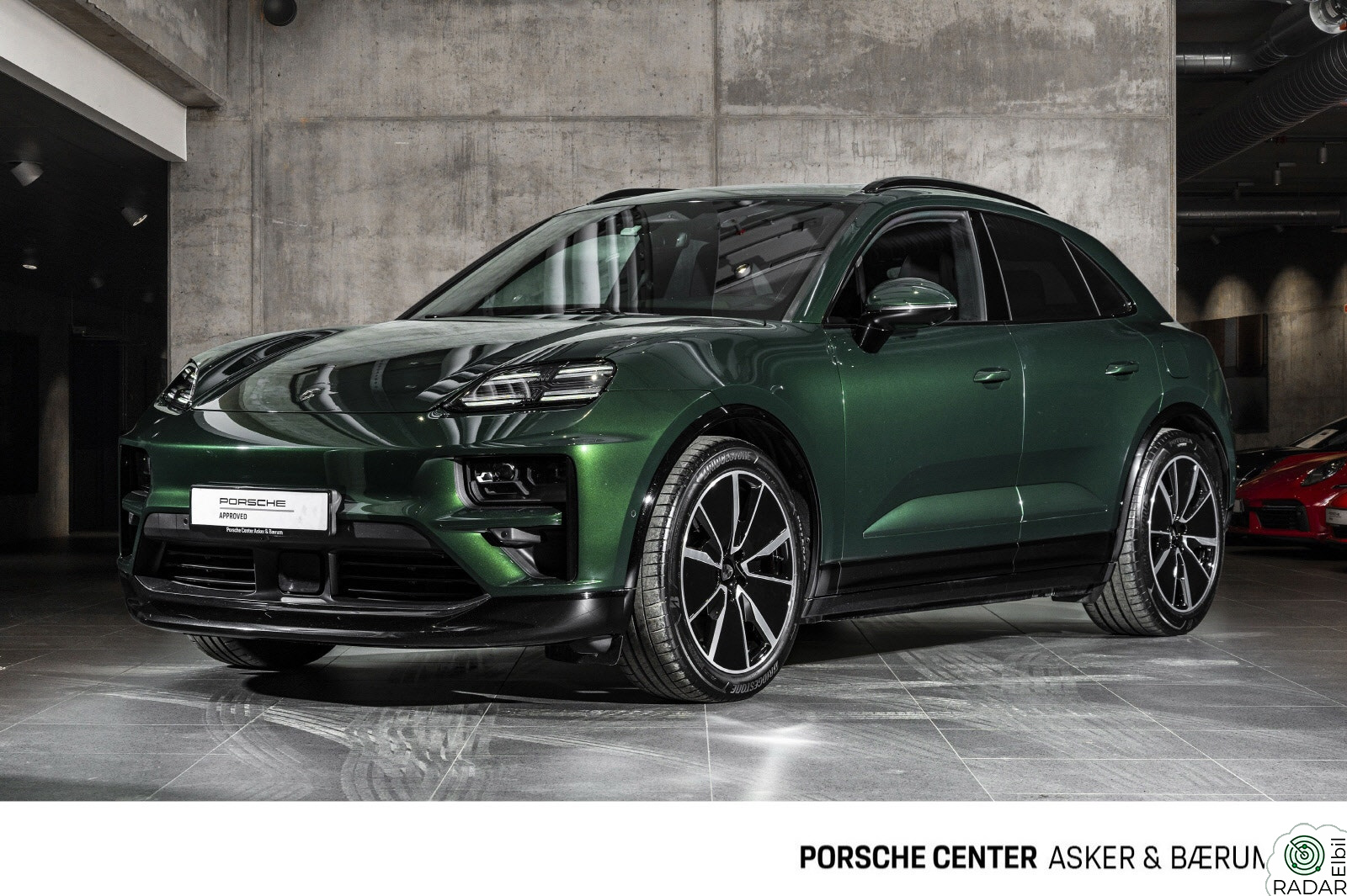 PORSCHE Macan Turbo Turbo R.Axle, Sp.Chrono, BOSE, AR-HUD, Krok