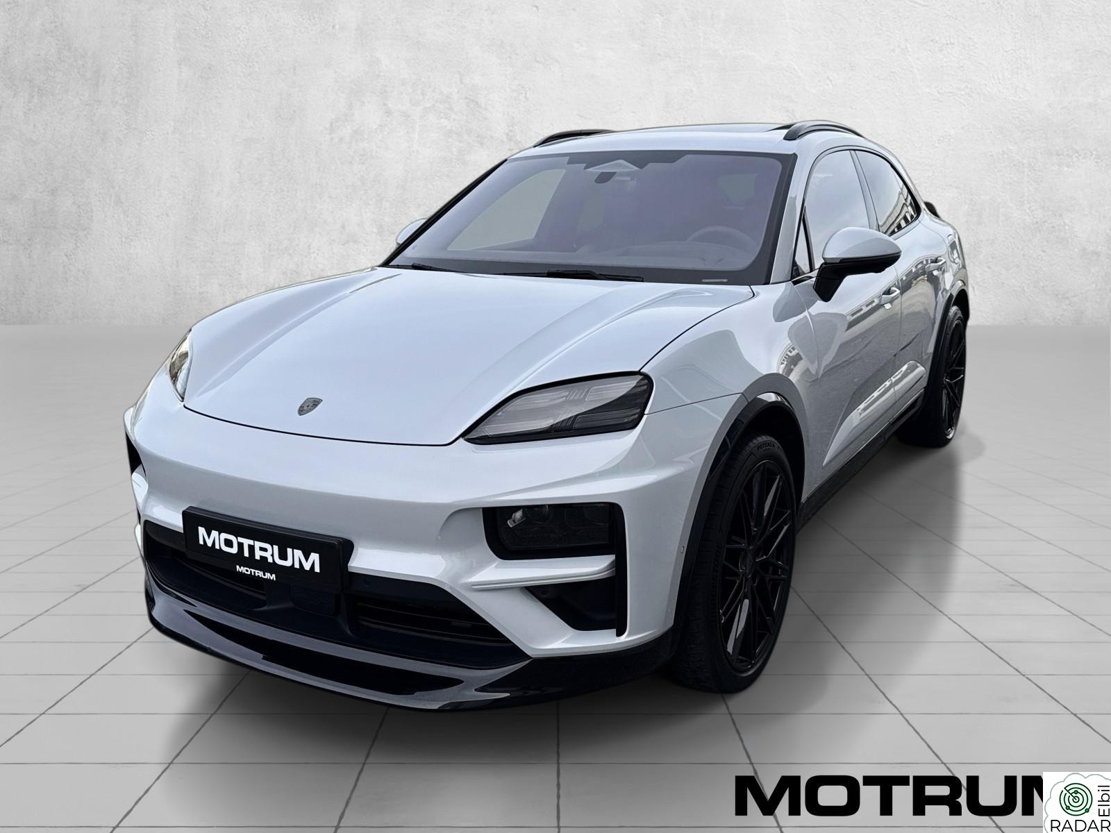 PORSCHE Macan Turbo Turbo 639 HK m/ Massasje 22" Burmester® Bakakselstyring