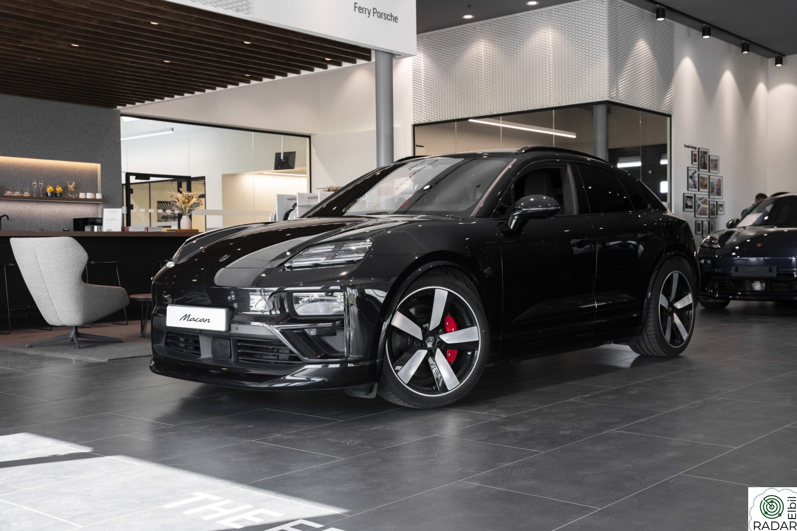 PORSCHE Macan Turbo Turbo Burmester®, 22",HUD,Pano+++