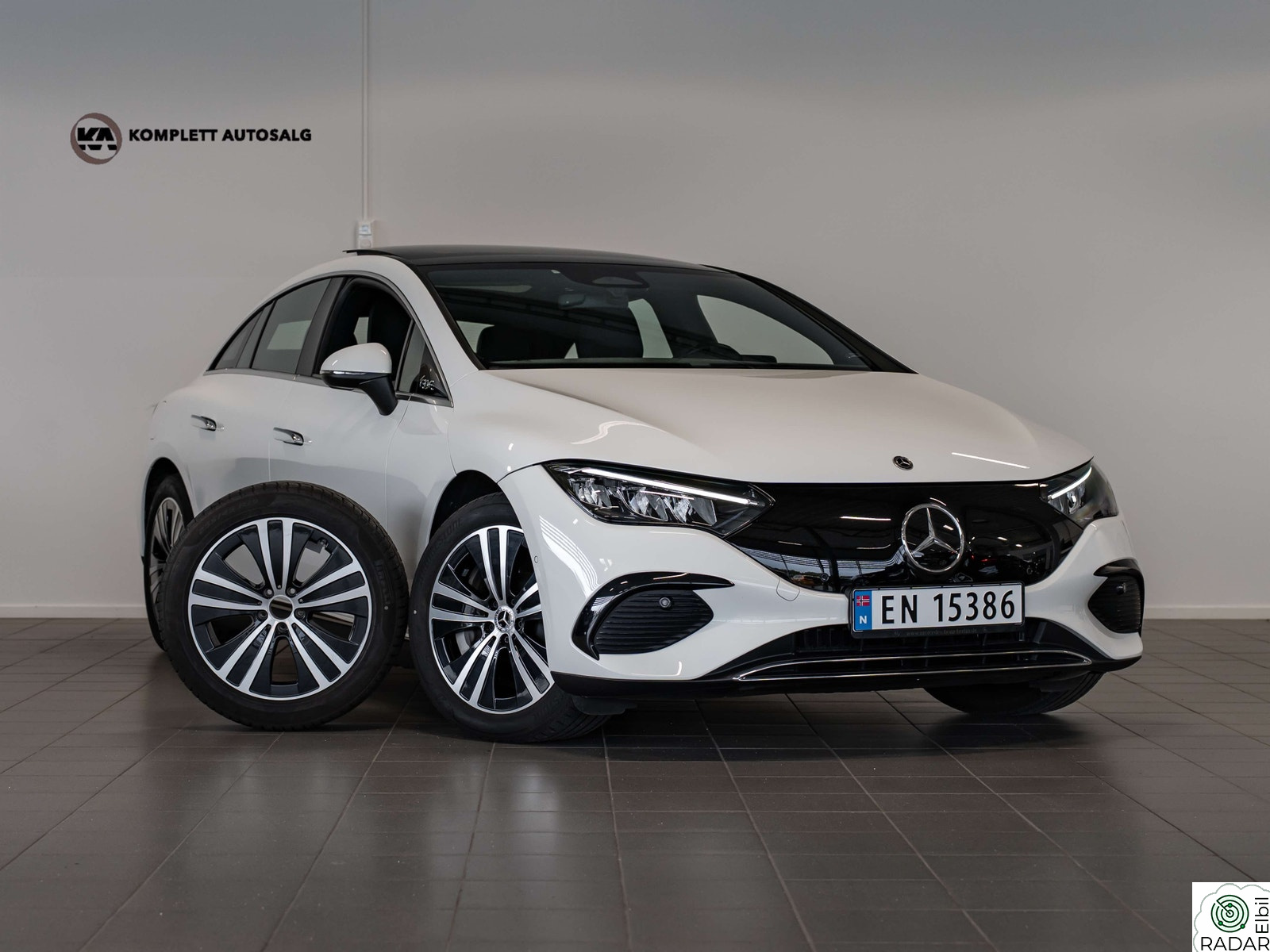 MERCEDES-BENZ EQE 300 Junge Sterne Garanti til 05.06.2030 | Advanced Plus