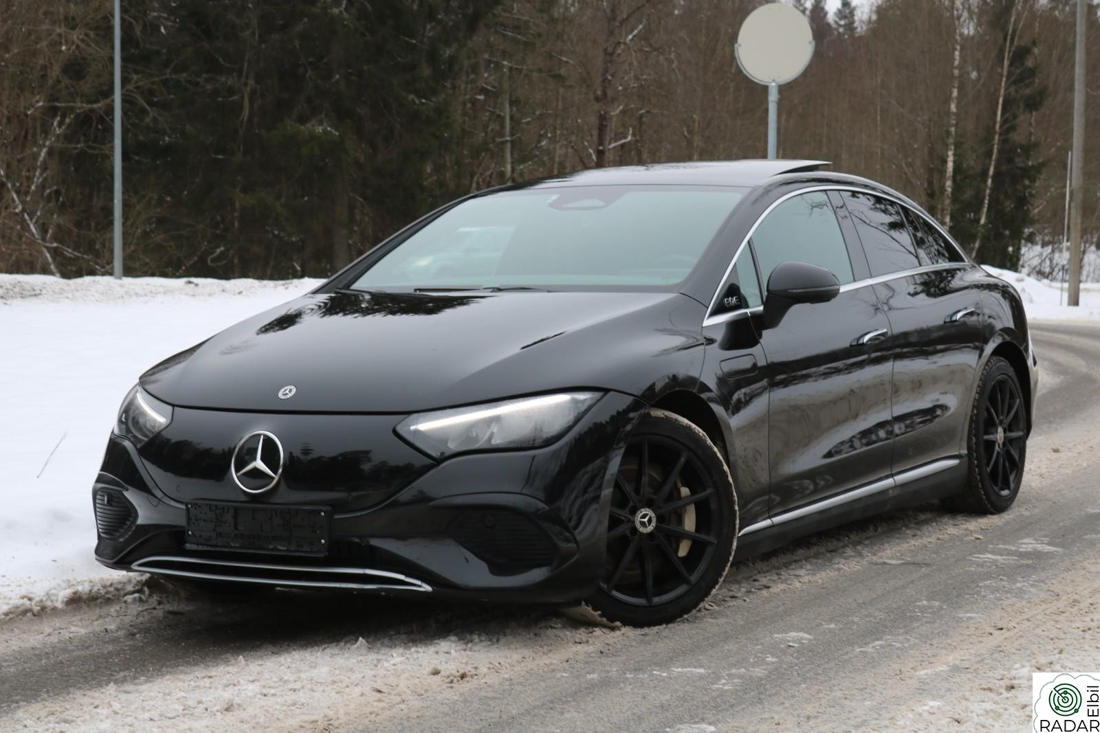 MERCEDES-BENZ EQE 350 4MATIC 350 4MATIC ACC PANO SKINN STARLIGHT R-KAMERA GARANTI