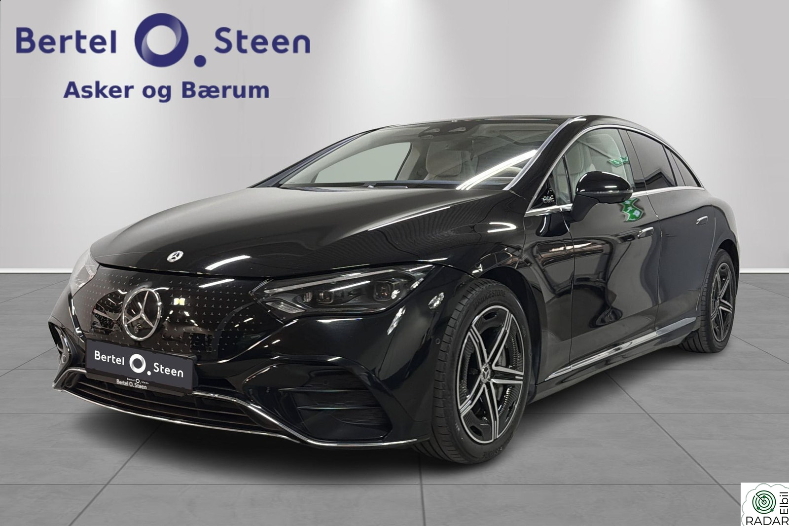 MERCEDES-BENZ EQE 350 4MATIC 4MATIC AMG Premium | DISTRONIC, PANORAMA, MEMORY