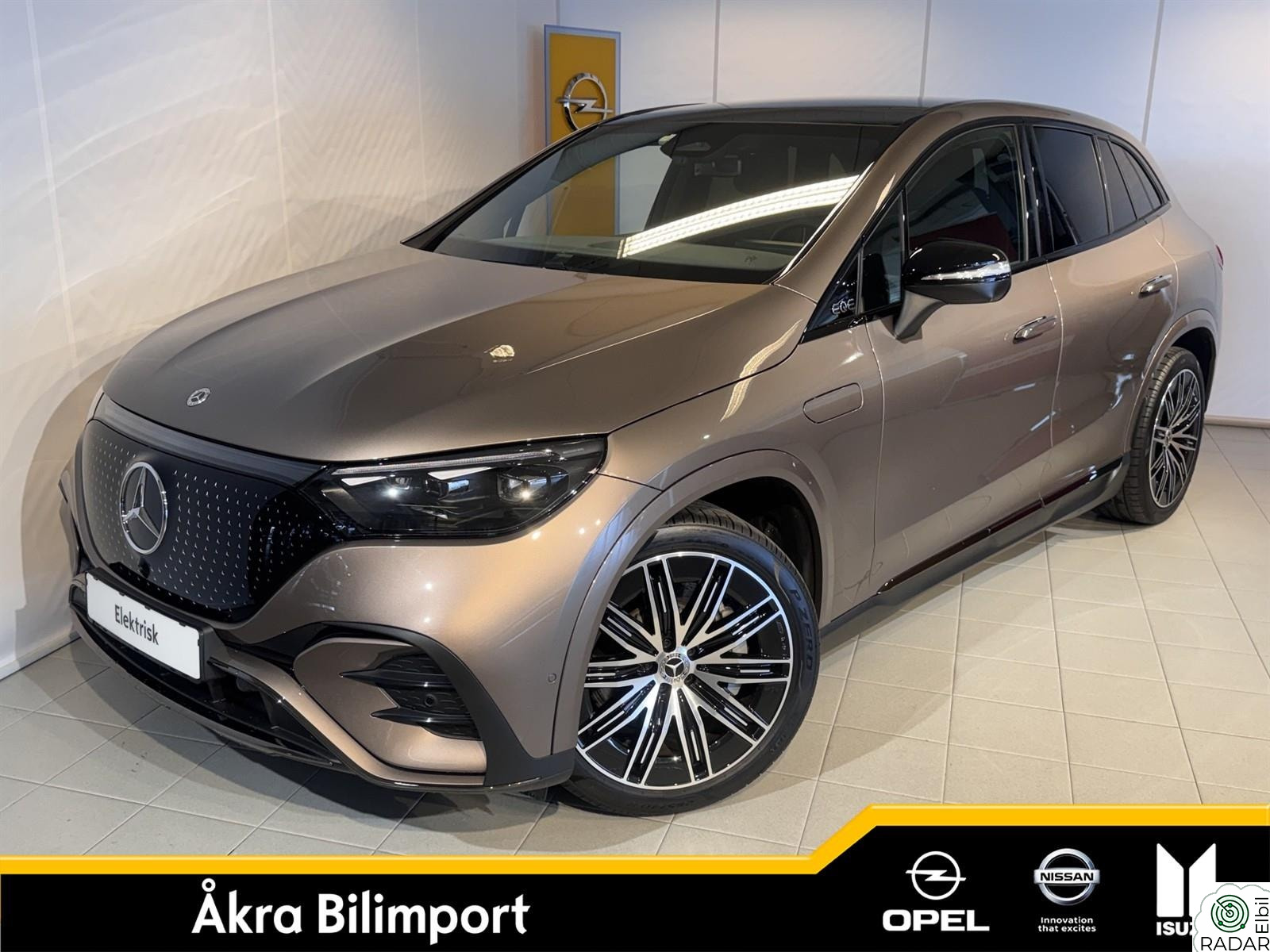 MERCEDES-BENZ EQE 350 4MATIC 350 4Matic AMG-Line TOPPUTSTYRT|NYBILGARANTI|LAV KM|+++