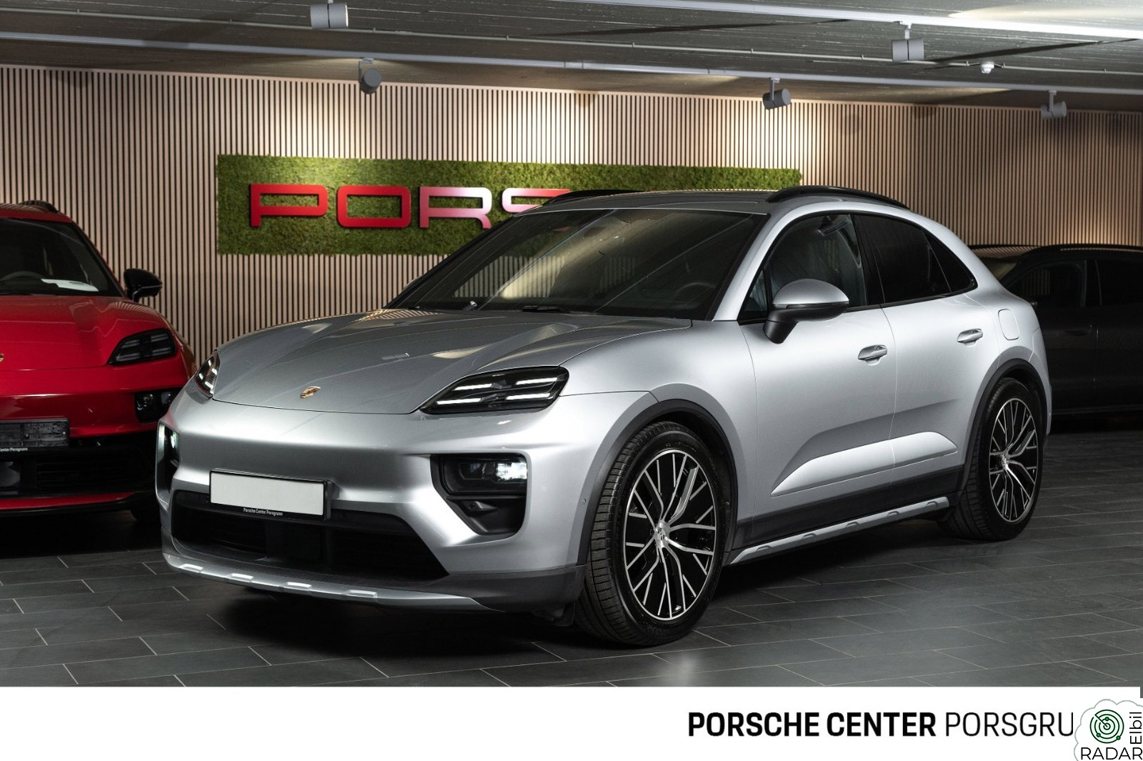 PORSCHE Macan 4S 4S Krok/BOSE/18-vei/ACC/Sport-chrono/Pano/Offroaddesign