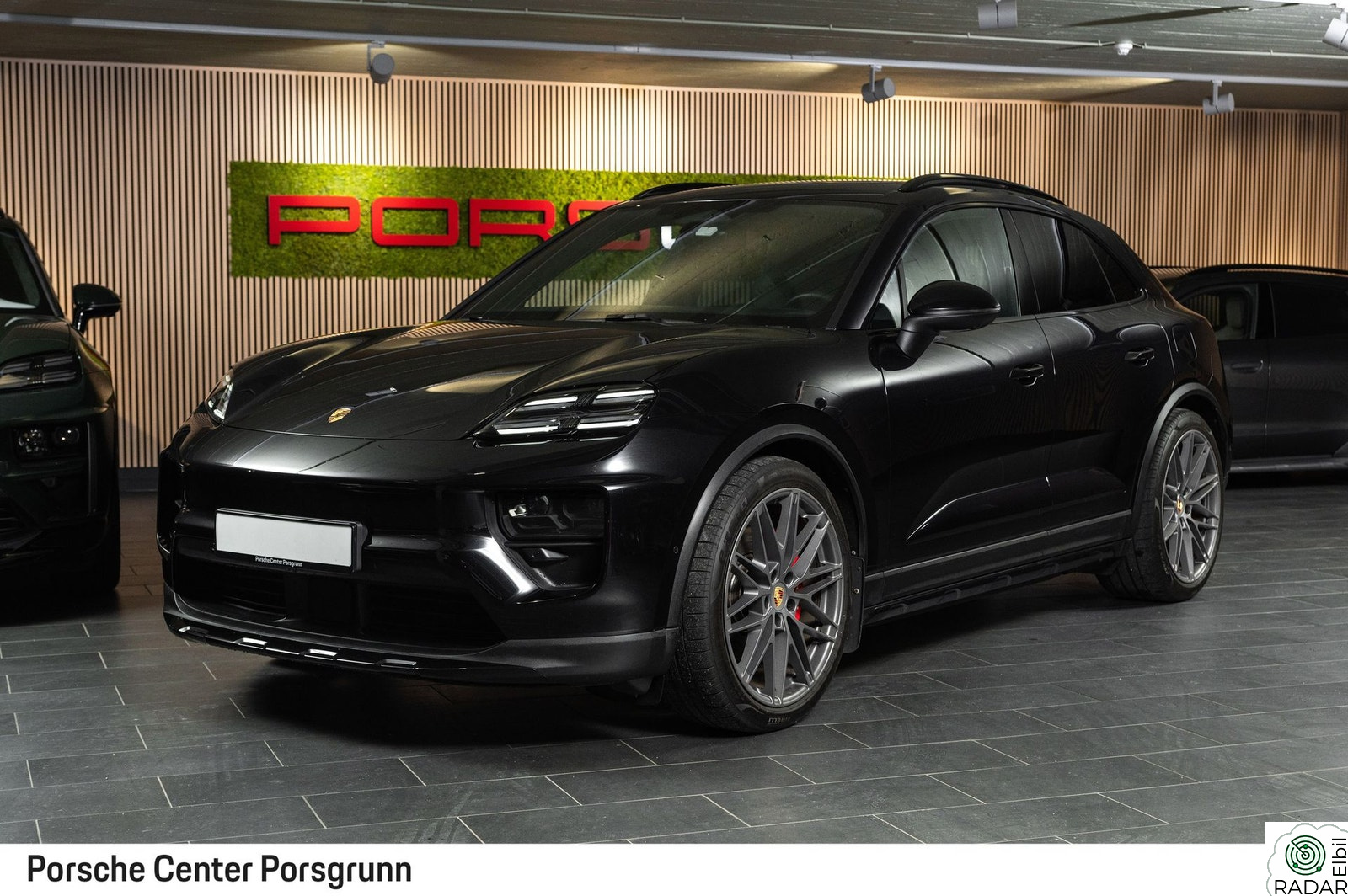 PORSCHE Macan 4S Pano/Pass.skjerm/Krok/Matrix/Sport-chrono/Bose/18-vei/+