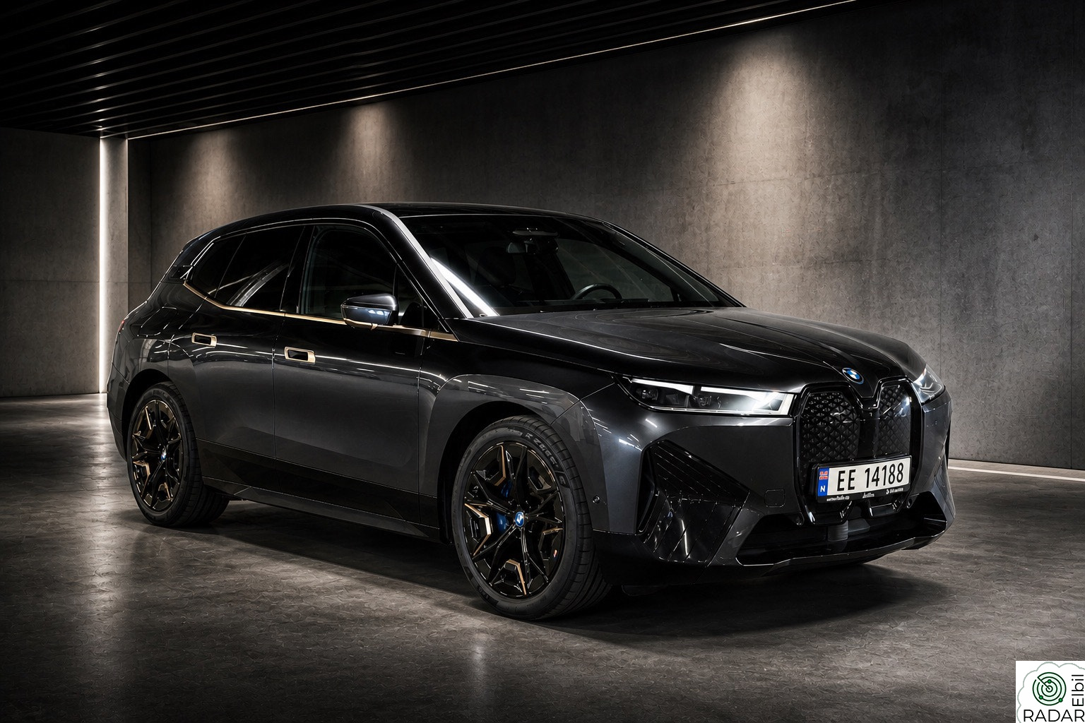 BMW iX xDrive50 50 Fully charged