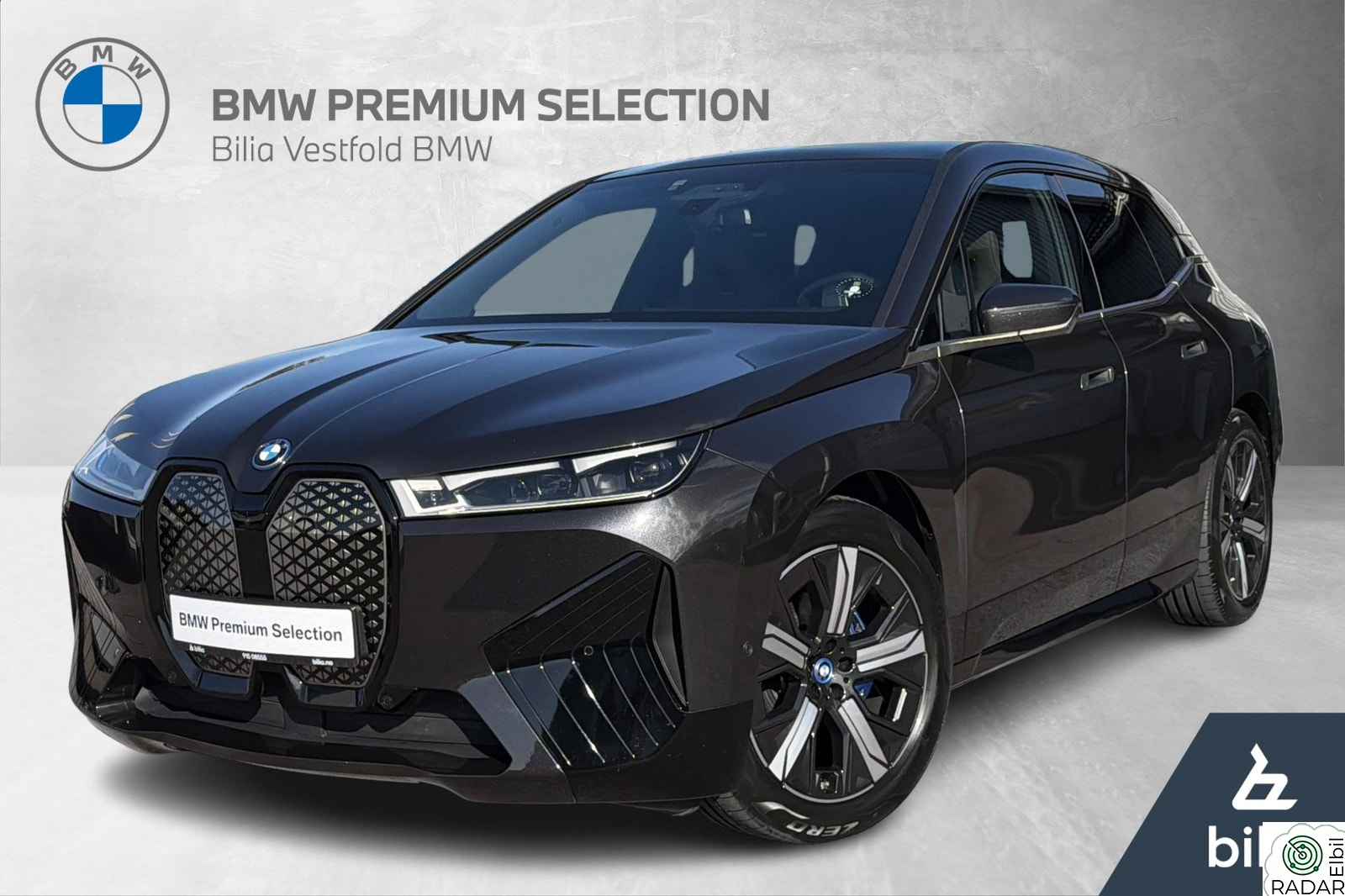 BMW iX xDrive40 40 Sport, Laser, Skylounge, Harman, Multisete, Krok