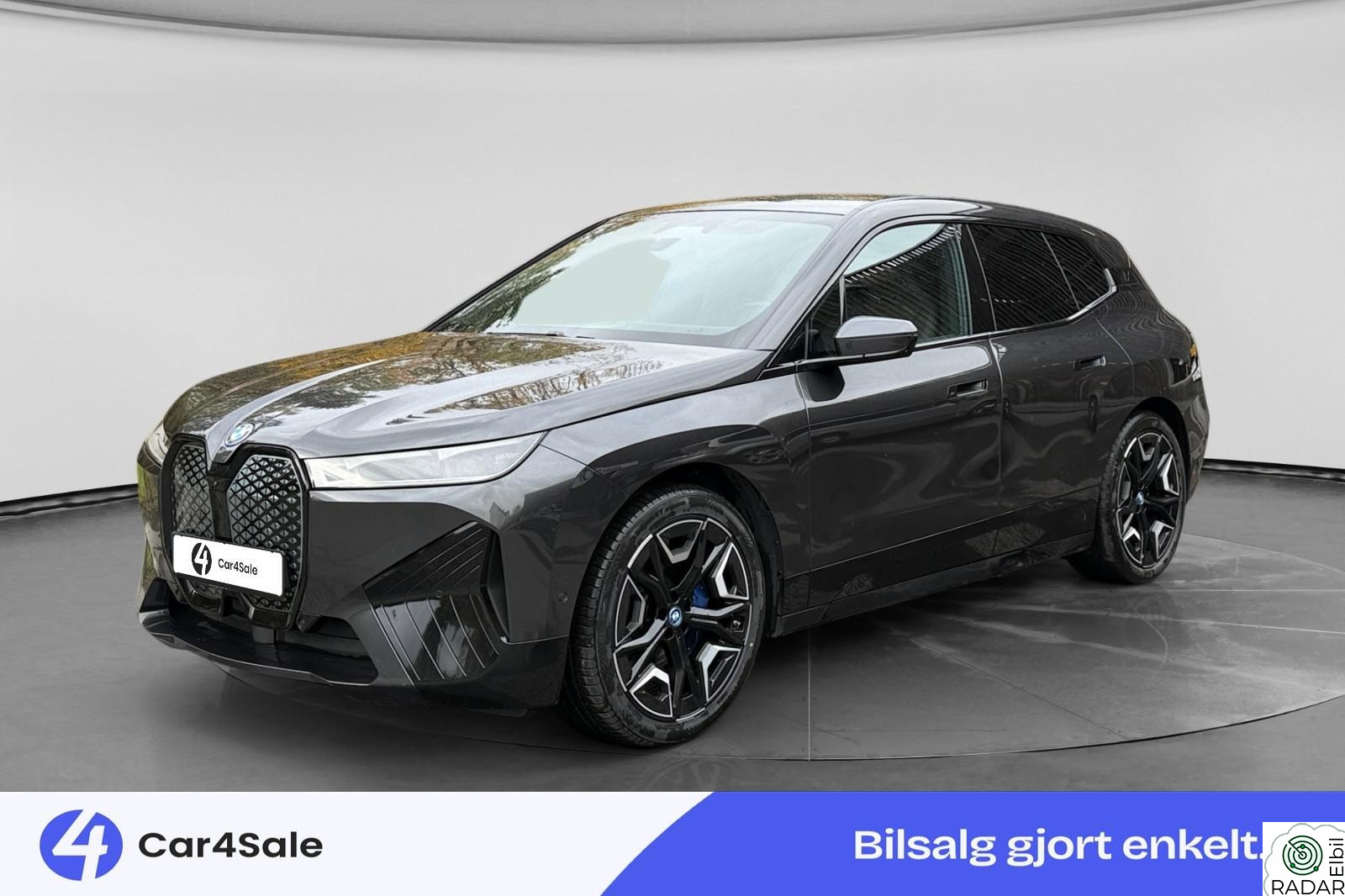 BMW iX xDrive40 xDrive40 Fully Charged/ 1 Eier/ Sky Lounge/ H&K/ Lazer