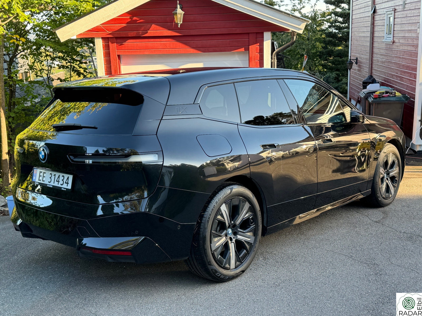 BMW iX xDrive40 xDrive40 Fully Charged m/ luftfjæring