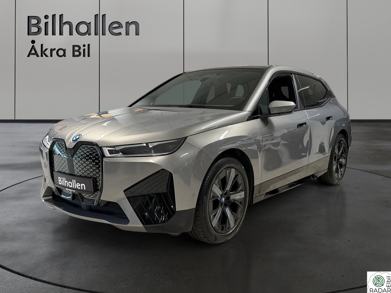 BMW iX xDrive40 xDrive40 Fully Charged m/360/Pano/Krok++