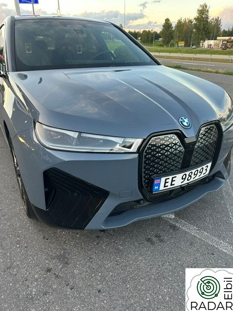BMW iX xDrive40 Fully Charged m/Helskinn/Sportspk/Panorama/Krok/HK/HUp