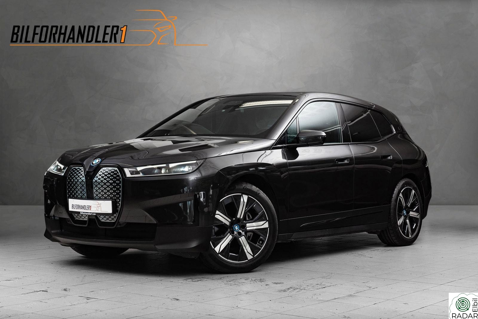 BMW iX xDrive40 40 Fully Charged Panorama/Harman Kardon/Krok
