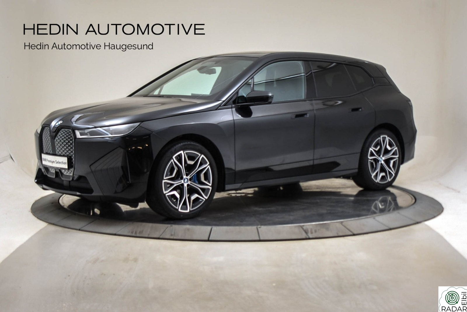 BMW iX xDrive40 xDrive40 Fully Charged,22",Multisete,Panorama,H&K,Sport