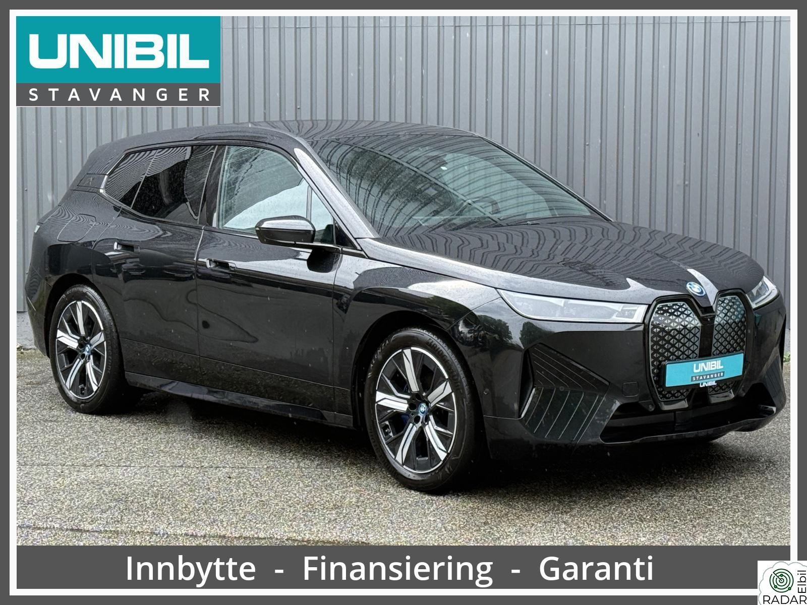BMW iX xDrive40 xDrive40 Fully Charged + Sportspakke BSI/Skylounge/H&K
