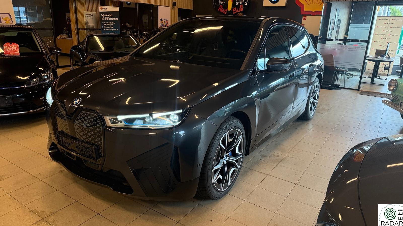 BMW iX xDrive50 50/200km garanti/Luft/4-hjulsstyring/Pano/SeUtstyr