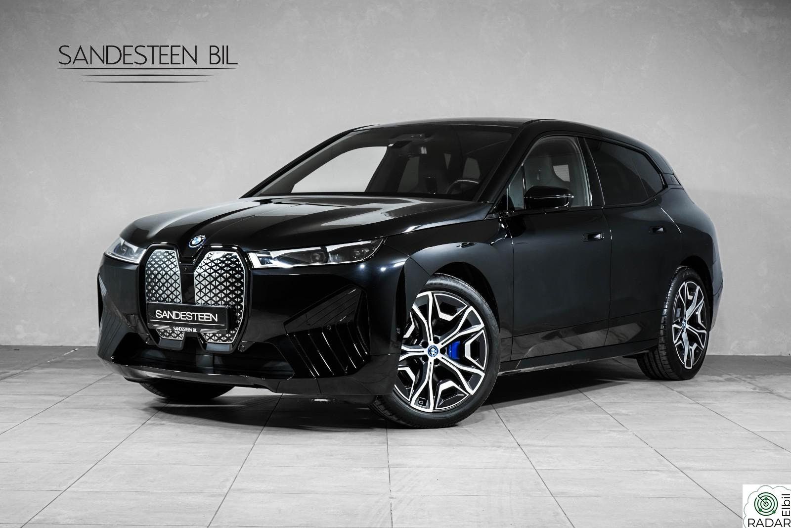 BMW iX xDrive50 XDRIVE50/SKYLOUNGE/LASER/ACC/H&K/360/BAKSTYRING/LUFT+++