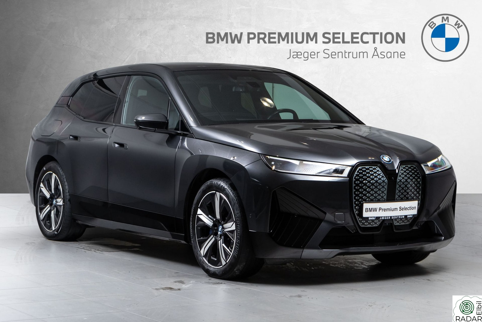 BMW iX xDrive50 Sportspakke-FullyCharge-Krok-Glasstak