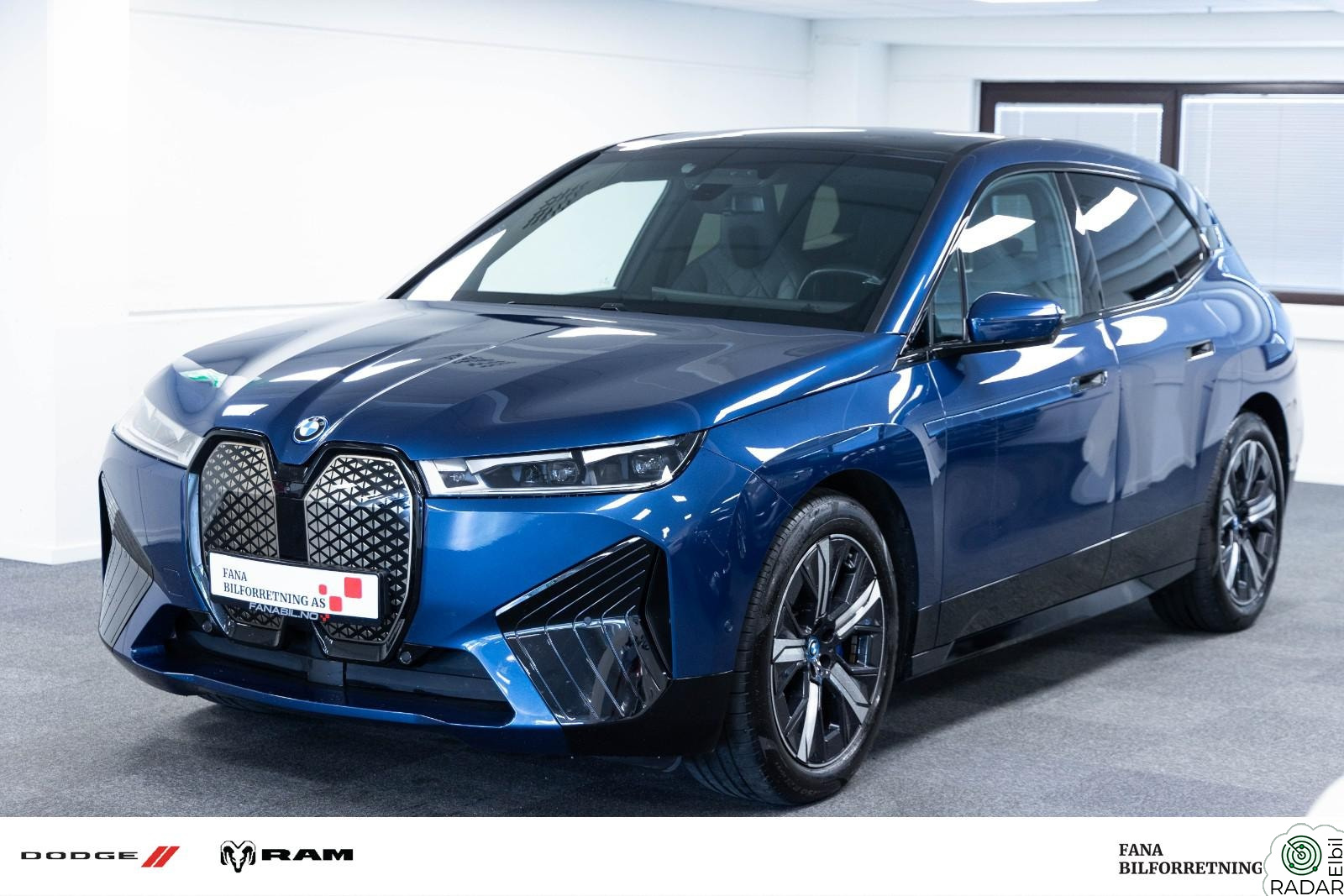 BMW iX xDrive50 xDrive50 Fully Charged/Topputstyrt/Lav km/Norsk/Luft