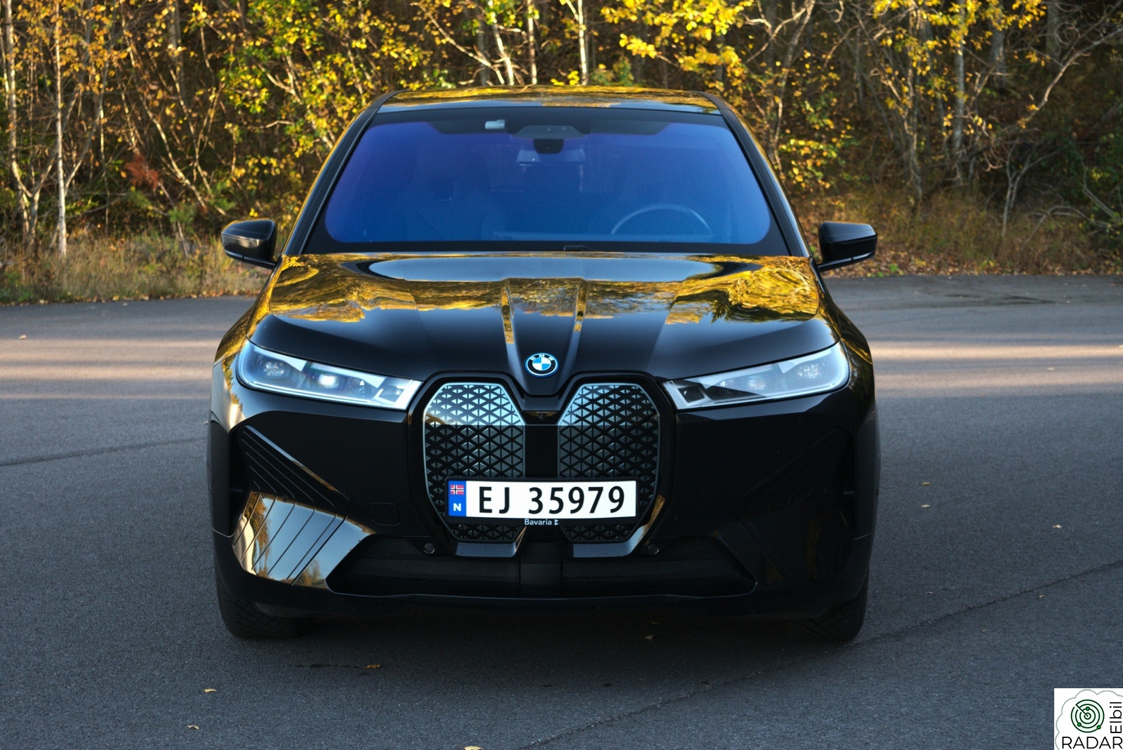 BMW iX xDrive50 50 Fully Charged Premium, HK, Soltak, Firehjuls styring
