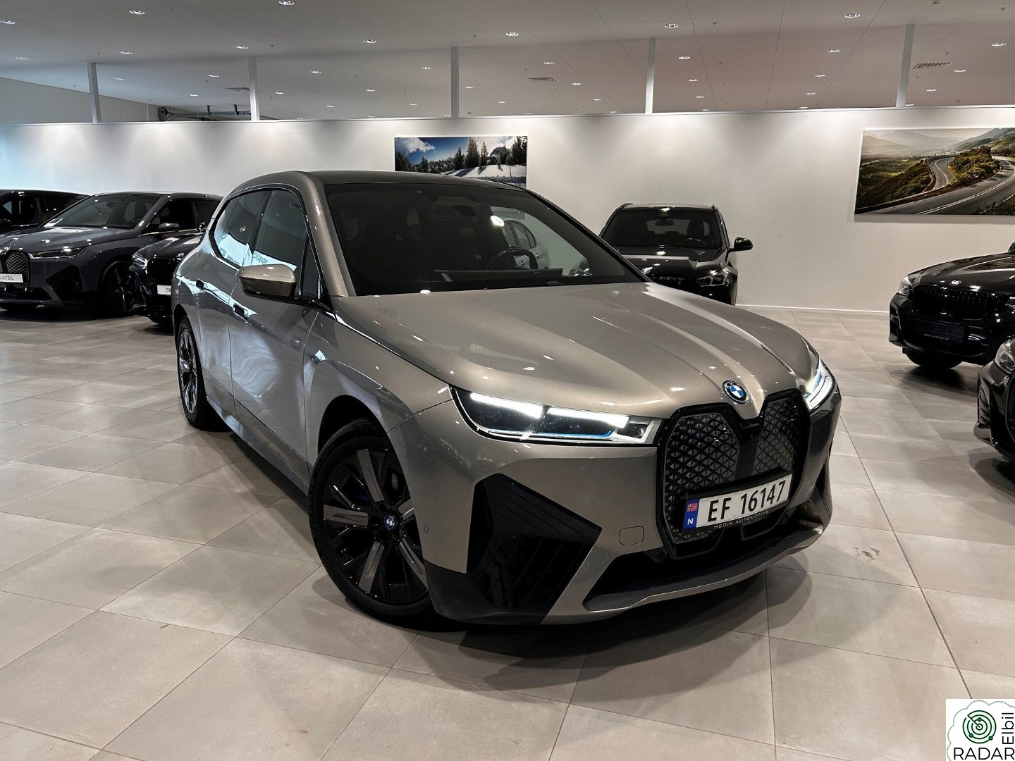 BMW iX xDrive50 xDrive50 //SoftClose/Panorama/Harman/Luftfjæringer/BSI