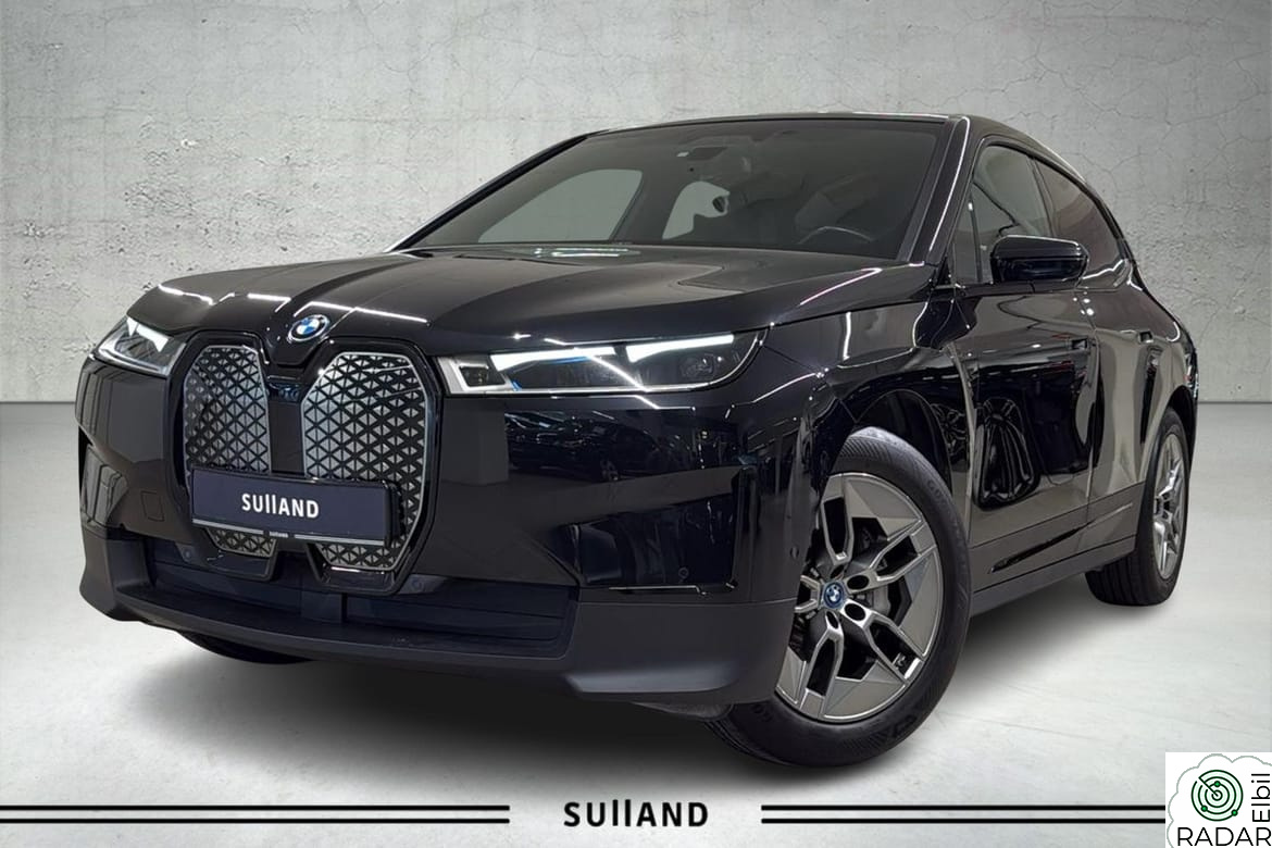 BMW iX xDrive50 IX50 /Luftfjæring / Panorama / Hengerfeste / Laser