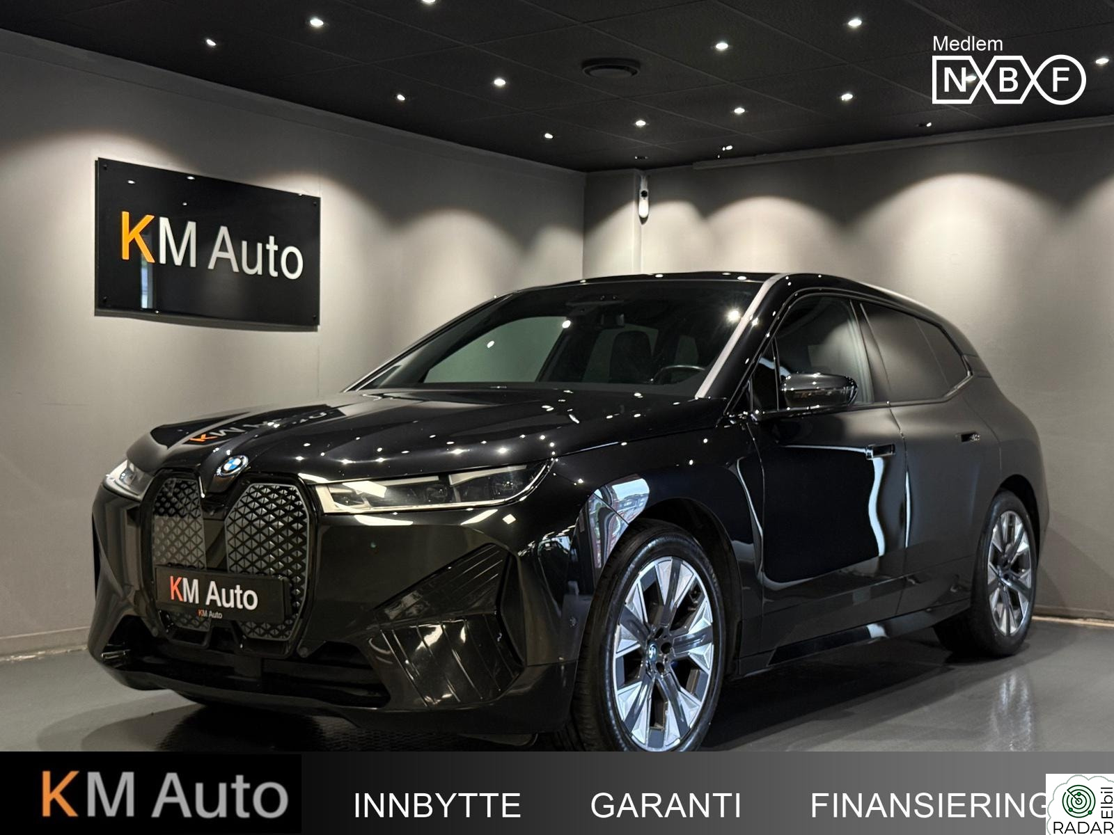BMW iX xDrive50 xDrive50/ACC/HUD/PANO/H&K/B.STYRING/SKY-LOUNGE/KROK++
