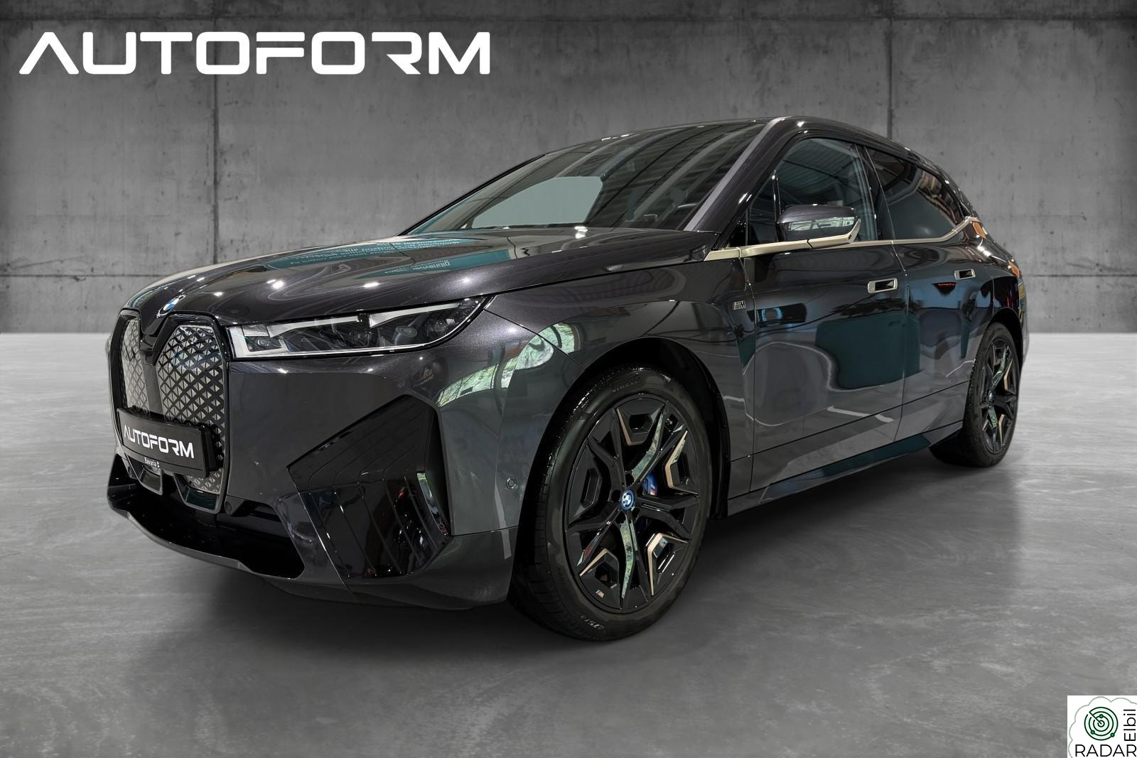 BMW iX M60 M60| xDrive| Luft | Skinn| Krok| B&W| HUD| El.seter|