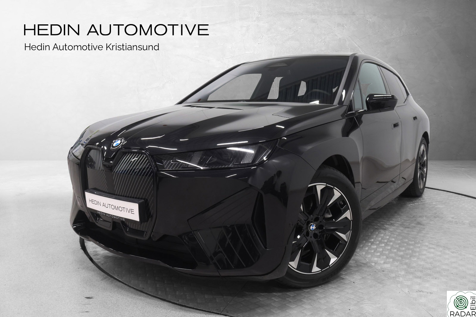 BMW iX xDrive60 xDrive60 Fully Charged/21"/Panorama/Multiseter++