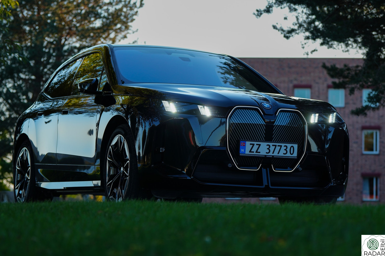 BMW iX xDrive60 xDrive60, FullyCharged, MSportPakkePro
