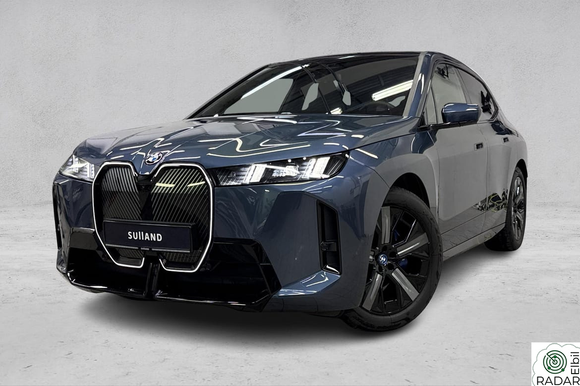 BMW iX xDrive60 Fully Charged M-sport | Luft | Ad.Led | 360°kam| Pano