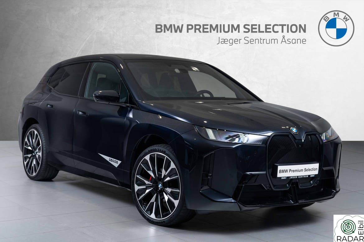 BMW iX xDrive60 SuperCharged - Luftfjæring - Tilhengerfeste