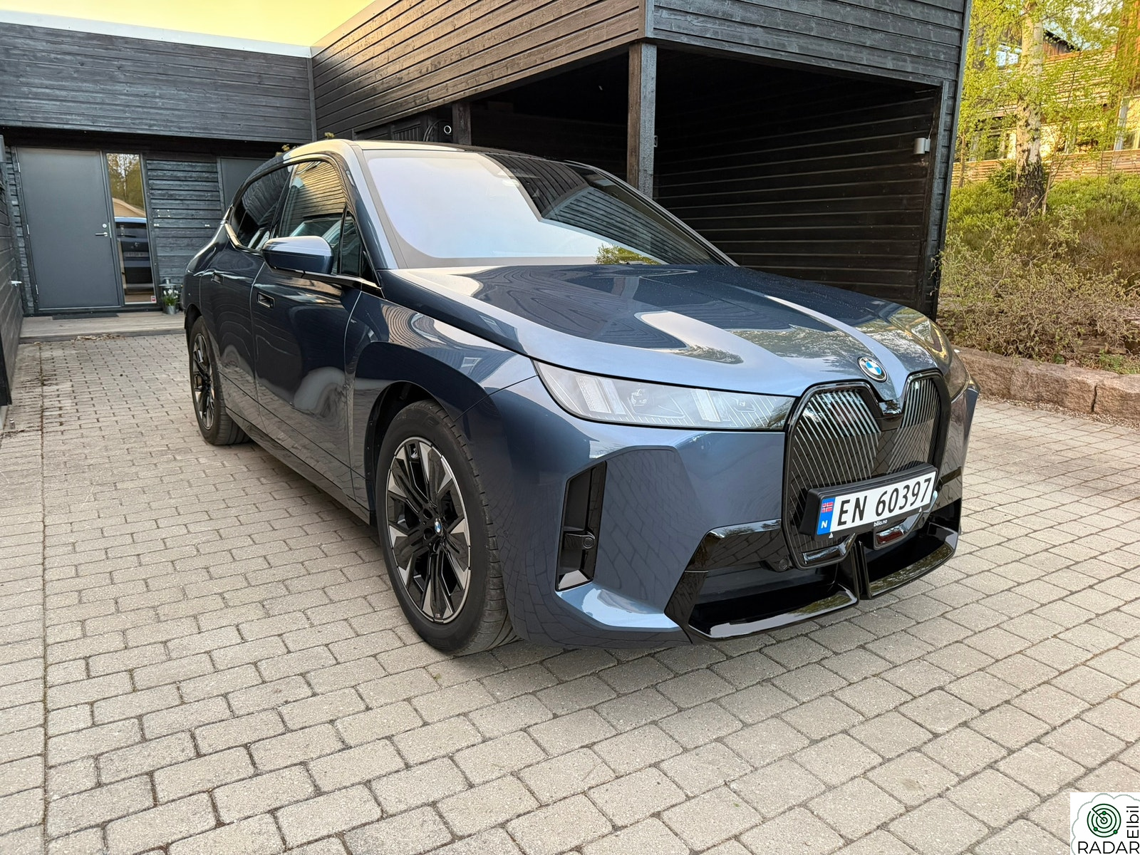 BMW iX xDrive60 xDrive60 Fully Charged M Sport/Luft/Hengerf./Glasstak