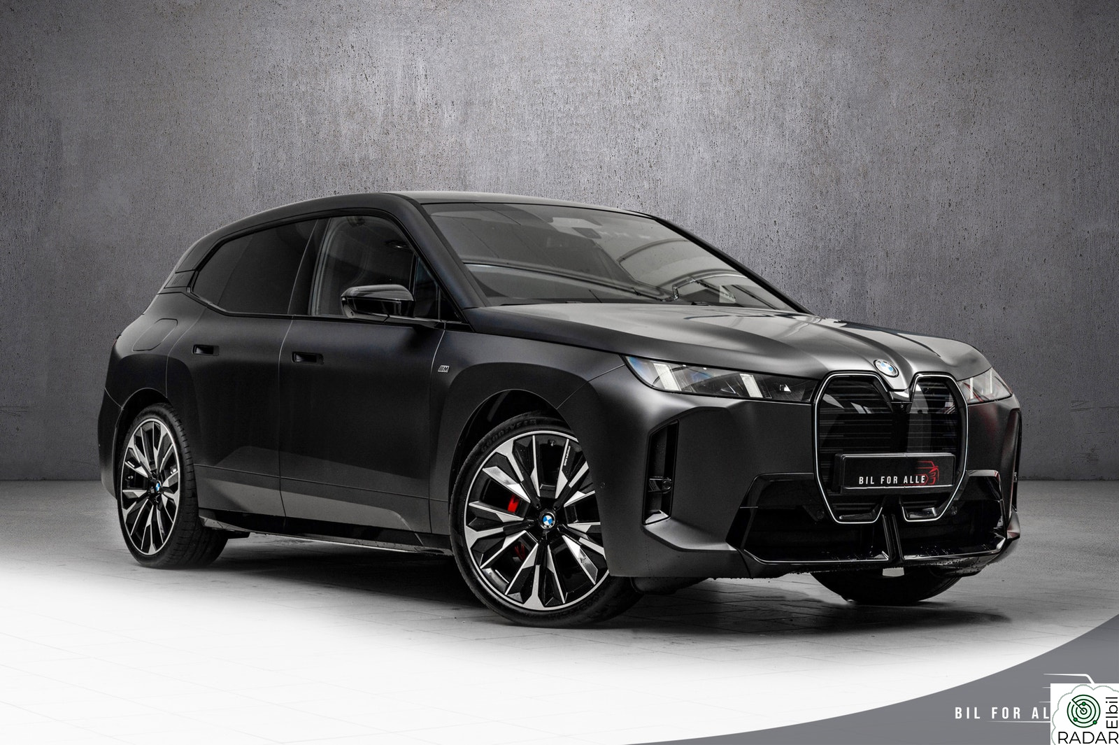 BMW iX M70 xDrive xDrive Supercharged (K) /HEAD-UP/B&W/BSI/PANORAMA+++