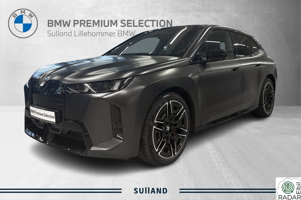 BMW iX M70 xDrive M70 660HK Supercharged-Frozen Lakk-Bakhjulstyring