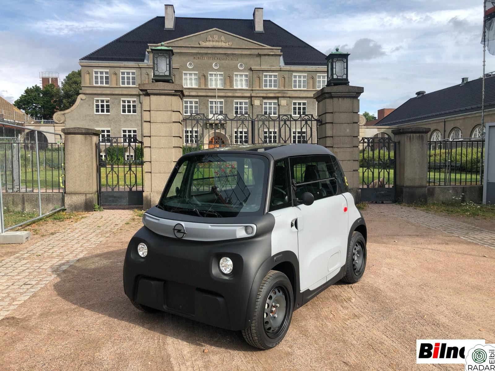 OPEL ROCKS-E Rocks-e Elektrisk mopedbil fra 16 år / 75 Km WLTP